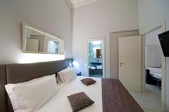 Navona Palace Luxury Inn | Rome | Galleria 34