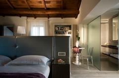 Navona Palace Luxury Inn | Rome | Galleria 47