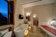 Navona Palace Luxury Inn | Rome | Galleria 4