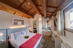 Navona Palace Luxury Inn | Rome | Galleria 50